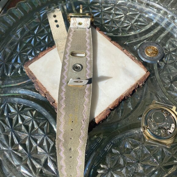 Lucerne Watch White Leather Strap Gold Tone Dial Vintage Date Display Manual - Picture 14 of 15